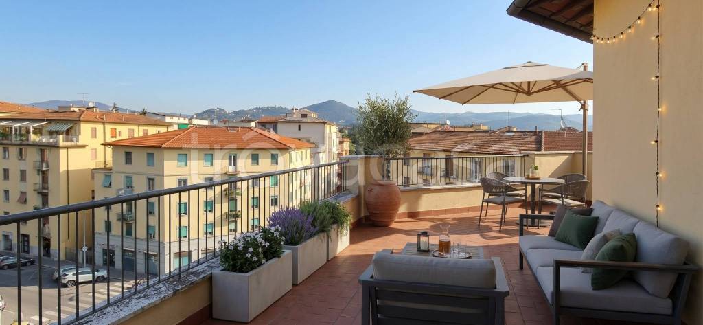 appartamento in vendita a Firenze in zona Coverciano