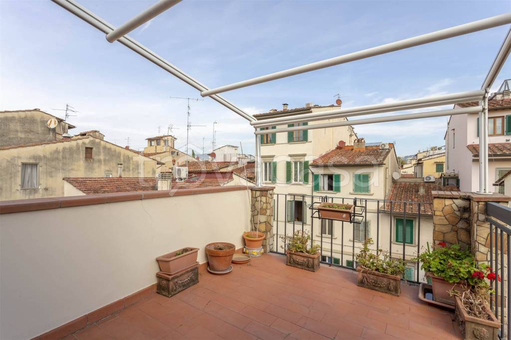 appartamento in vendita a Firenze in zona Centro Santa Croce