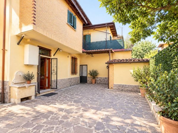 casa indipendente in vendita a Firenze in zona Peretola