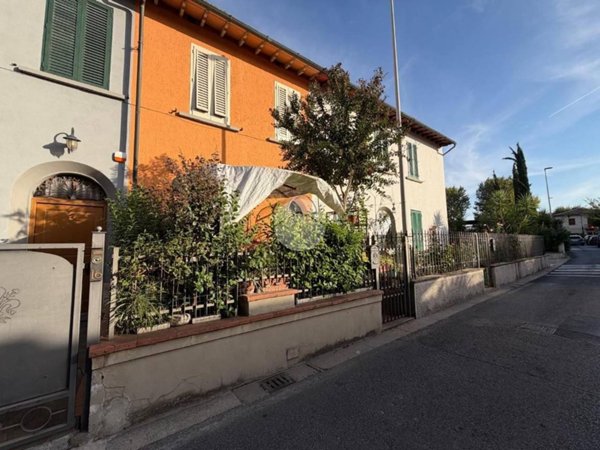 casa indipendente in vendita a Firenze in zona Peretola