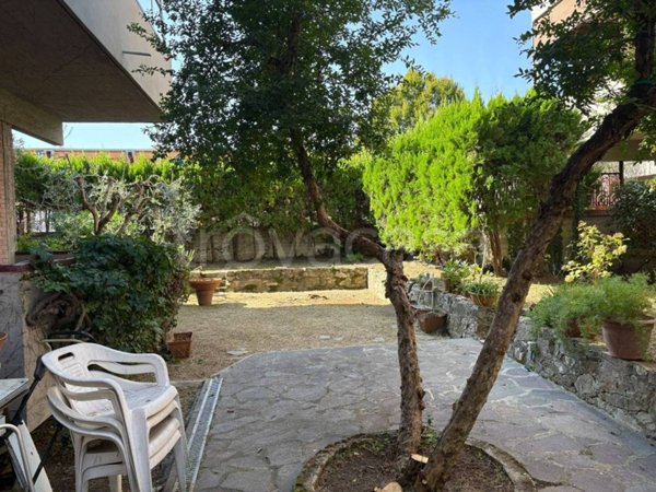 appartamento in vendita a Firenze in zona Soffiano