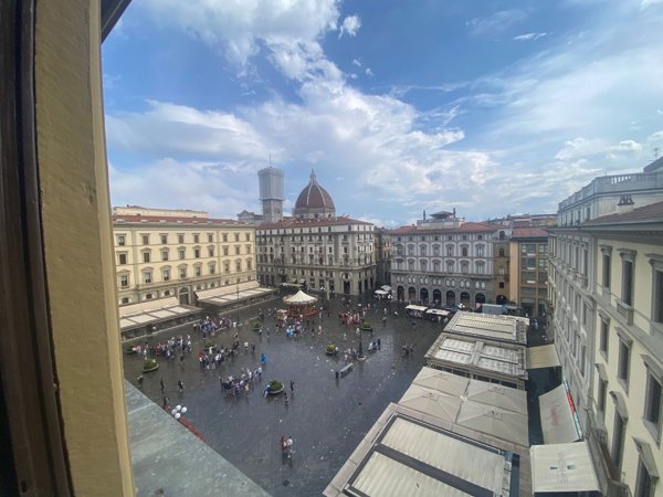 appartamento in vendita a Firenze in zona Centro Santa Maria Novella