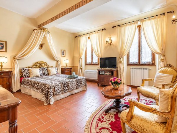 appartamento in vendita a Firenze in zona Centro Santa Maria Novella