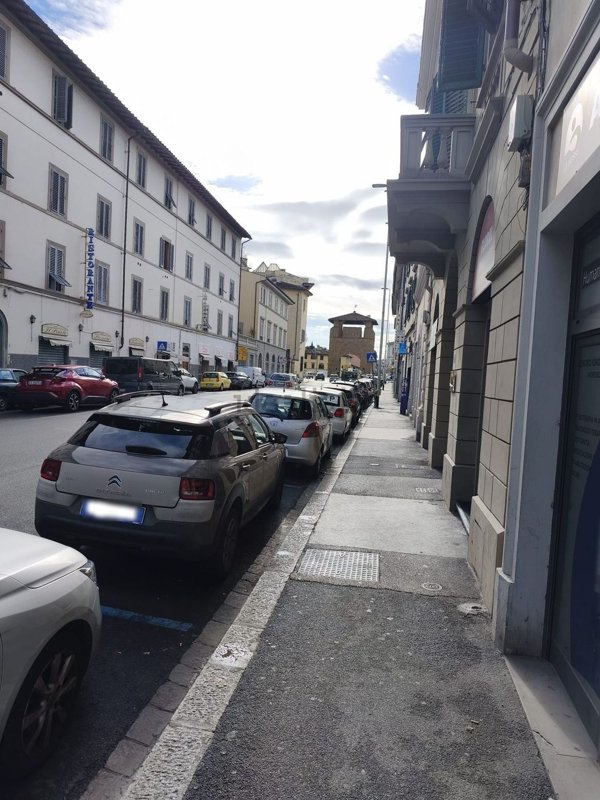 appartamento in vendita a Firenze in zona Pignone