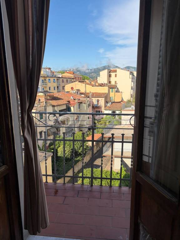 appartamento in vendita a Firenze in zona Campo di Marte