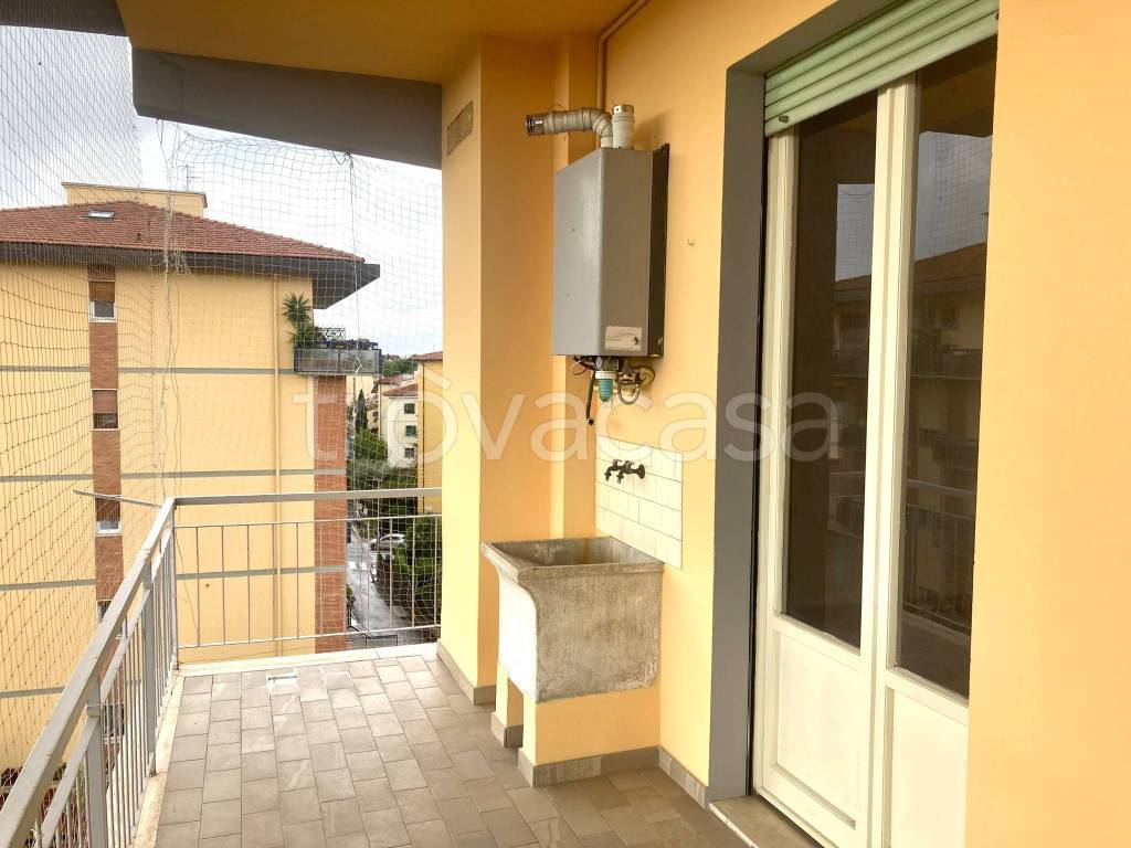 appartamento in vendita a Firenze in zona Isolotto