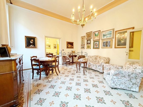 appartamento in vendita a Firenze in zona Statuto