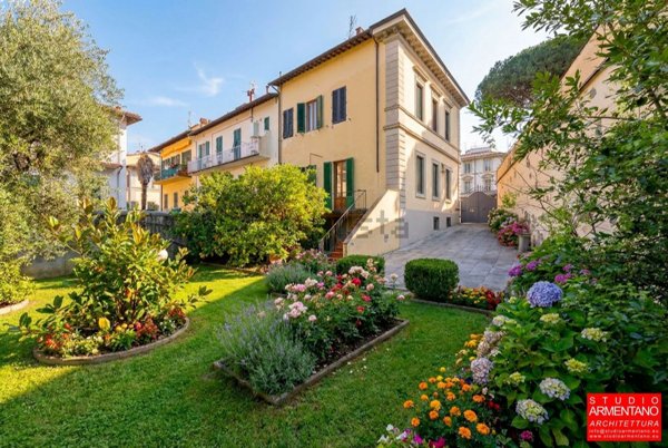 appartamento in vendita a Firenze in zona Campo di Marte