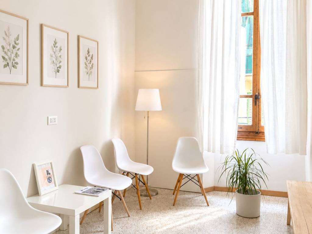 ufficio in vendita a Firenze in zona Statuto