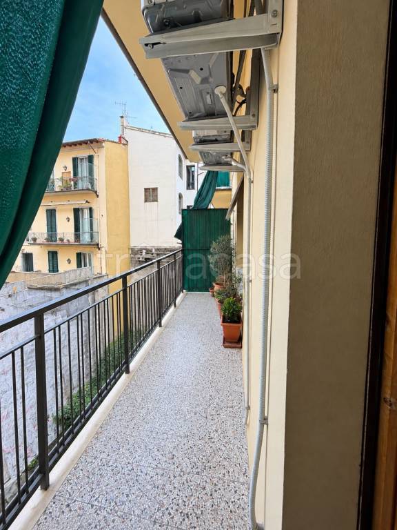 appartamento in vendita a Firenze in zona Campo di Marte