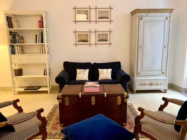 appartamento in vendita a Firenze in zona Centro Santa Maria Novella