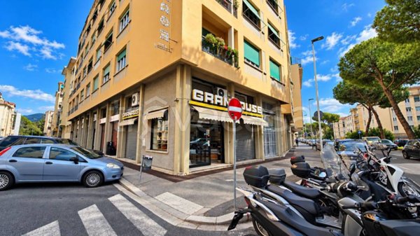 appartamento in vendita a Firenze in zona Coverciano