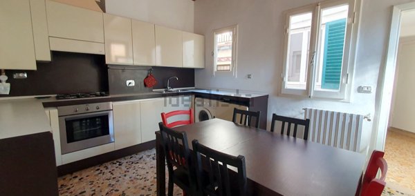 appartamento in vendita a Firenze in zona Centro Santa Croce