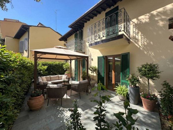 casa indipendente in vendita a Firenze in zona Rifredi
