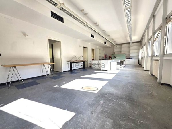 ufficio in vendita a Firenze in zona Novoli
