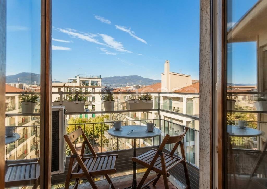 appartamento in vendita a Firenze in zona Centro Santa Maria Novella