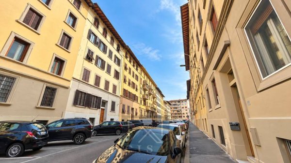 appartamento in vendita a Firenze in zona Statuto
