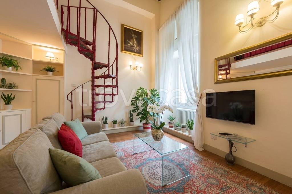 appartamento in vendita a Firenze in zona Centro Santa Croce