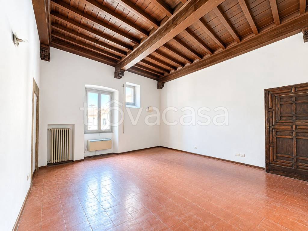 appartamento in vendita a Firenze in zona Centro Santa Croce