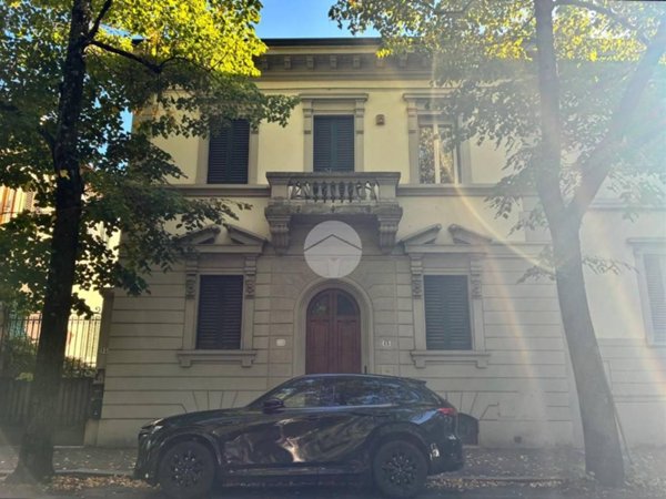 appartamento in vendita a Firenze in zona Campo di Marte