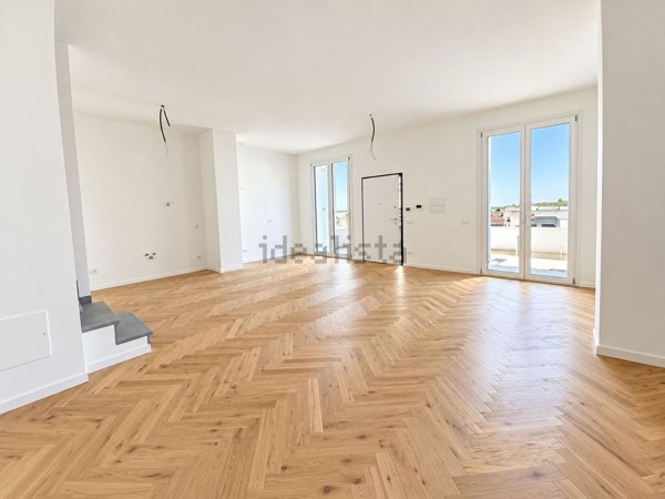casa indipendente in vendita a Firenze in zona Careggi