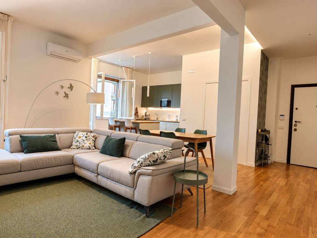 appartamento in vendita a Firenze in zona Campo di Marte