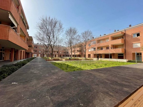 locale commerciale in vendita a Firenze in zona Coverciano