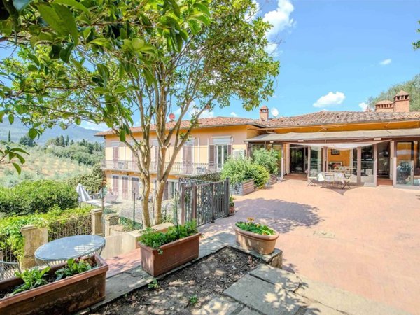 appartamento in vendita a Firenze in zona La Lastra
