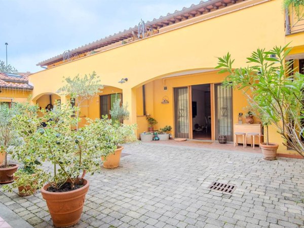 appartamento in vendita a Firenze in zona Coverciano