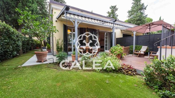 casa indipendente in vendita a Firenze in zona Soffiano