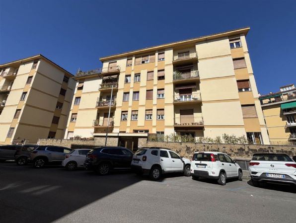 appartamento in vendita a Firenze in zona Campo di Marte