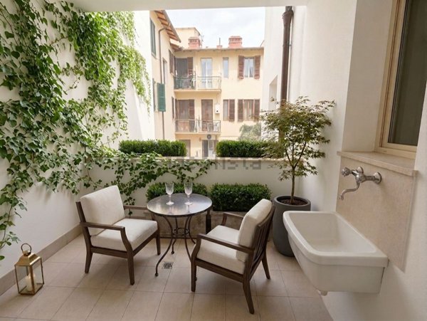appartamento in vendita a Firenze in zona Centro Santa Maria Novella