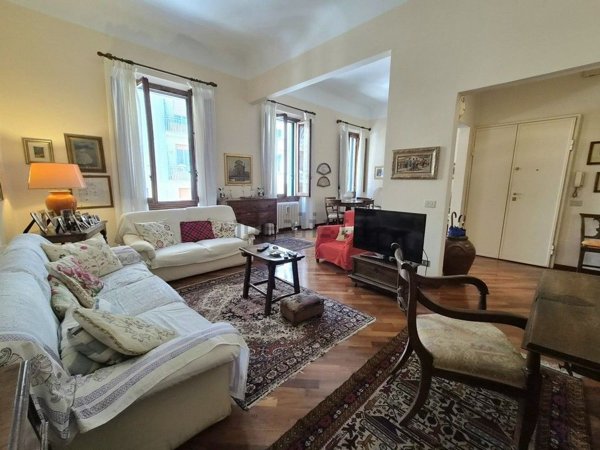 appartamento in vendita a Firenze in zona Campo di Marte