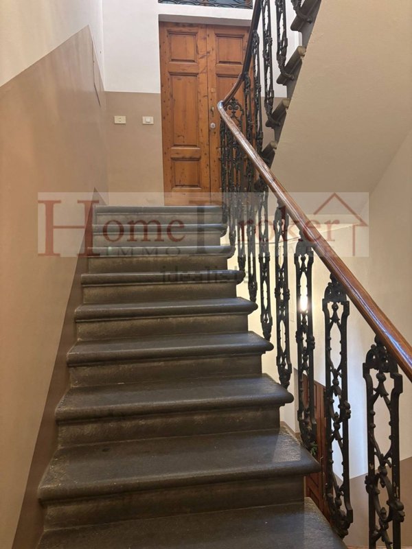 appartamento in vendita a Firenze in zona Campo di Marte
