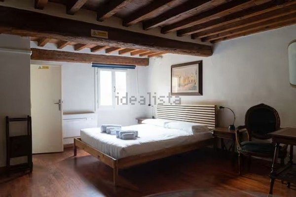 appartamento in vendita a Firenze in zona Centro Santa Croce