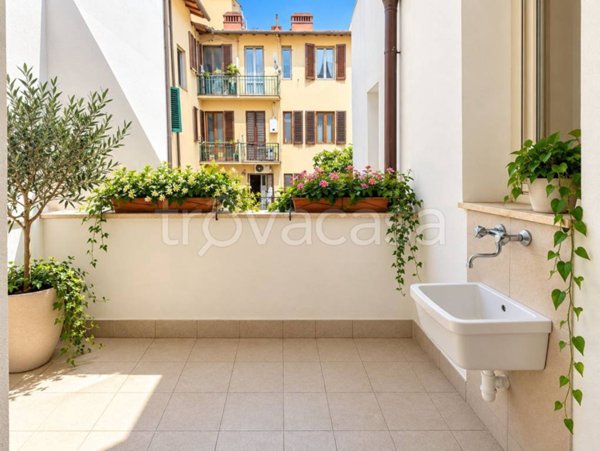 appartamento in vendita a Firenze in zona Centro Santa Maria Novella