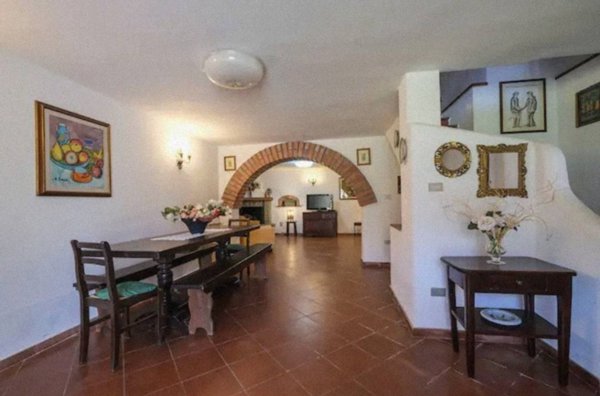 casa semindipendente in vendita a Firenzuola in zona Coniale