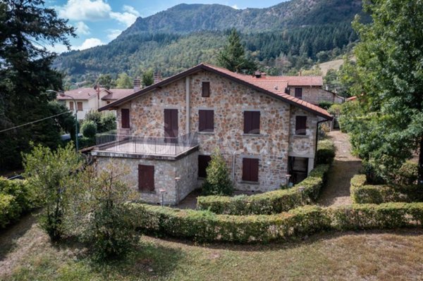 casa indipendente in vendita a Firenzuola in zona Covigliaio