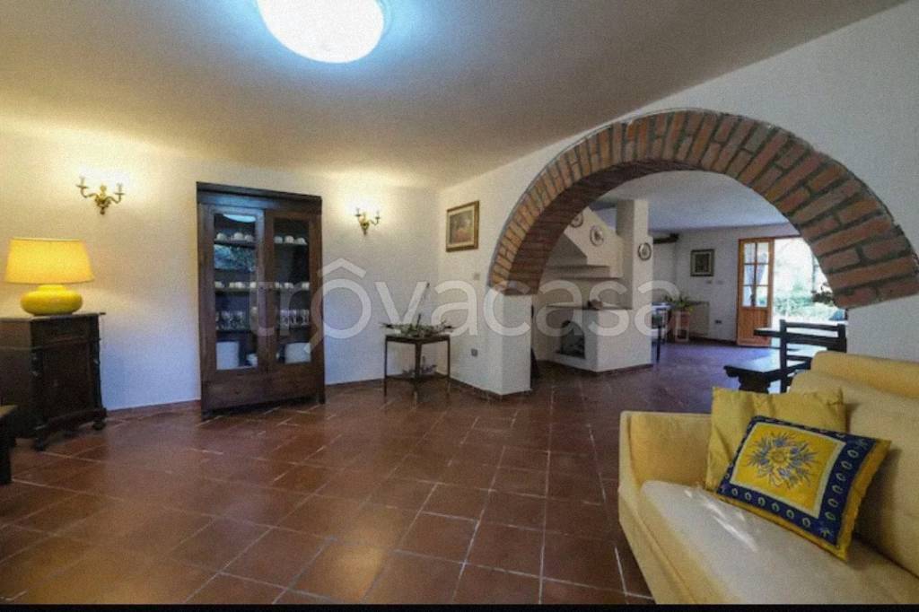 casa indipendente in vendita a Firenzuola in zona Coniale