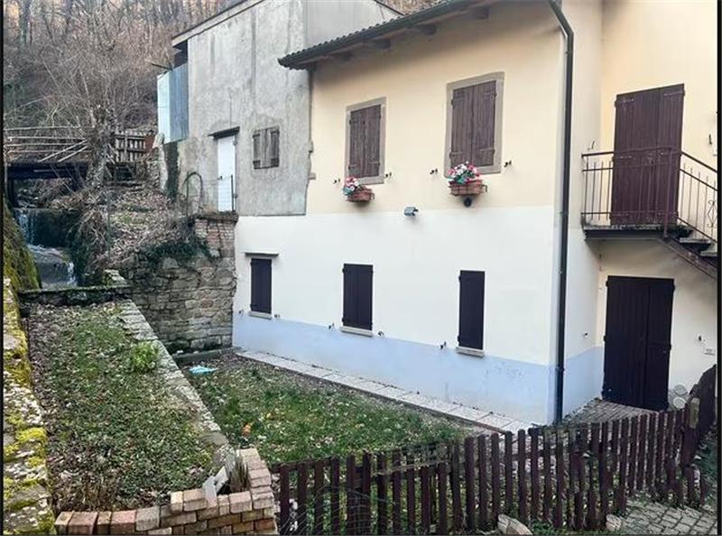 appartamento in vendita a Firenzuola in zona Montalbano