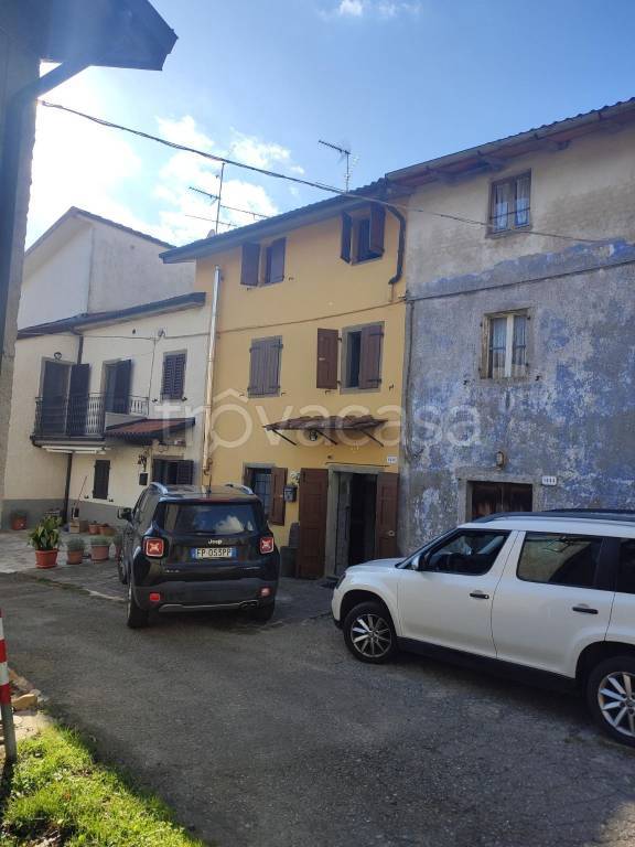 casa indipendente in vendita a Firenzuola in zona Bruscoli