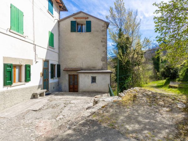 appartamento in vendita a Firenzuola in zona Piancaldoli