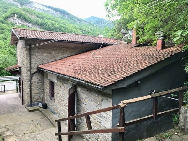 quadrivano in vendita a Firenzuola