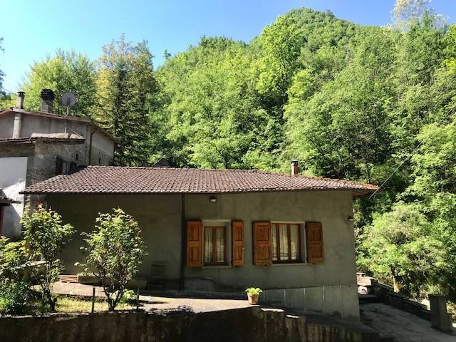casa indipendente in vendita a Firenzuola in zona Coniale