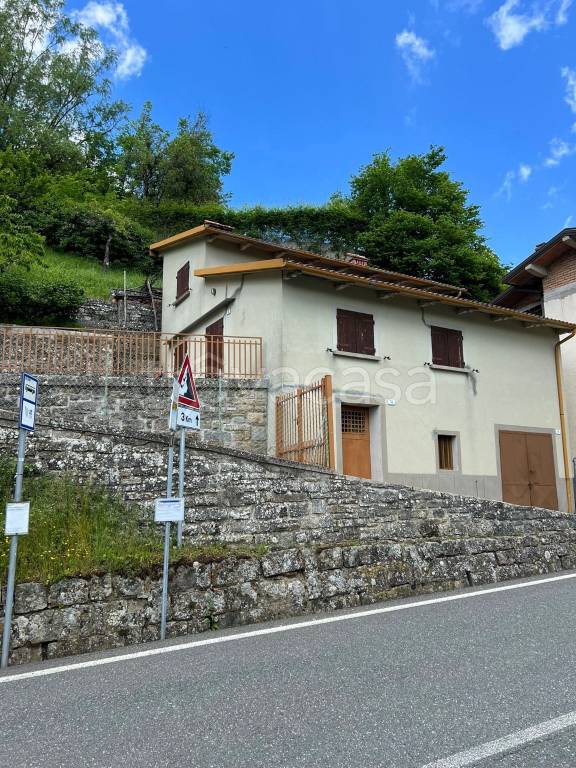 casa indipendente in vendita a Firenzuola