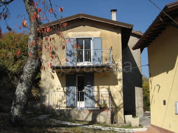 casa indipendente in vendita a Firenzuola in zona Montalbano