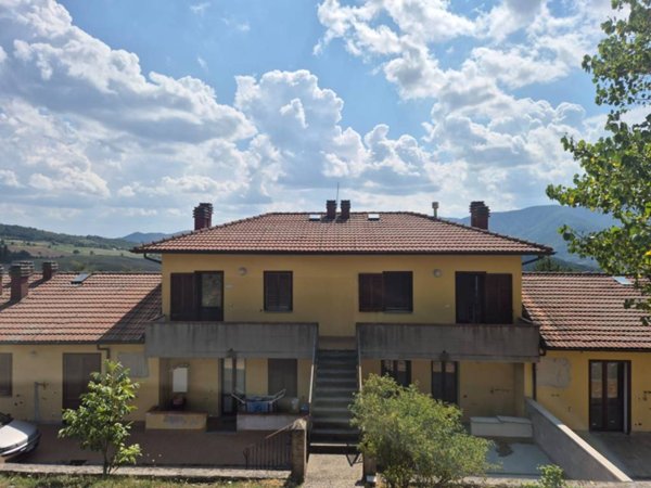 casa indipendente in vendita a Firenzuola in zona Bruscoli