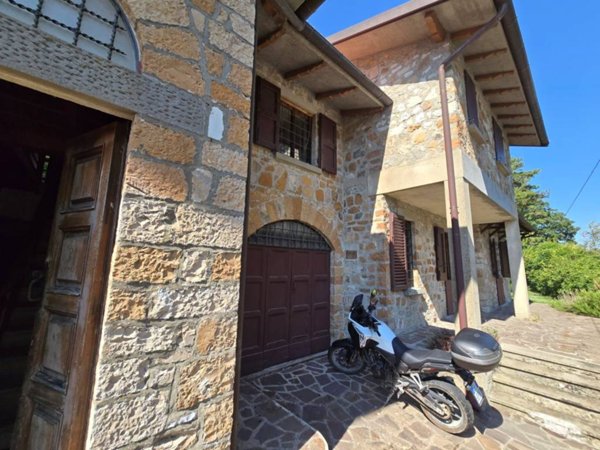 casa indipendente in vendita a Firenzuola in zona Covigliaio
