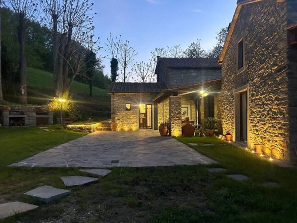 casa indipendente in vendita a Firenzuola