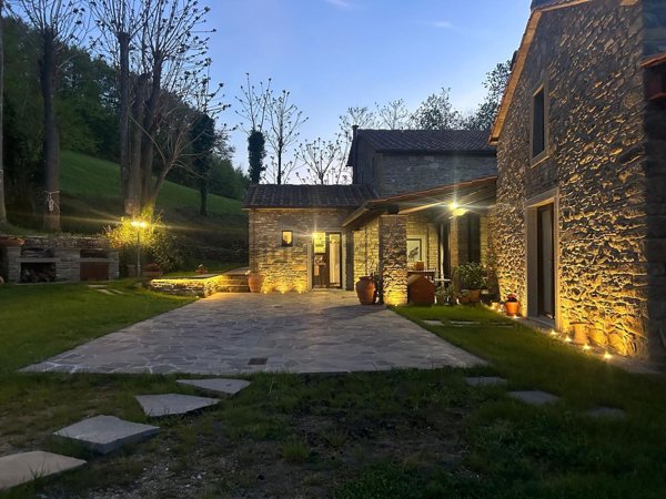 casa indipendente in vendita a Firenzuola